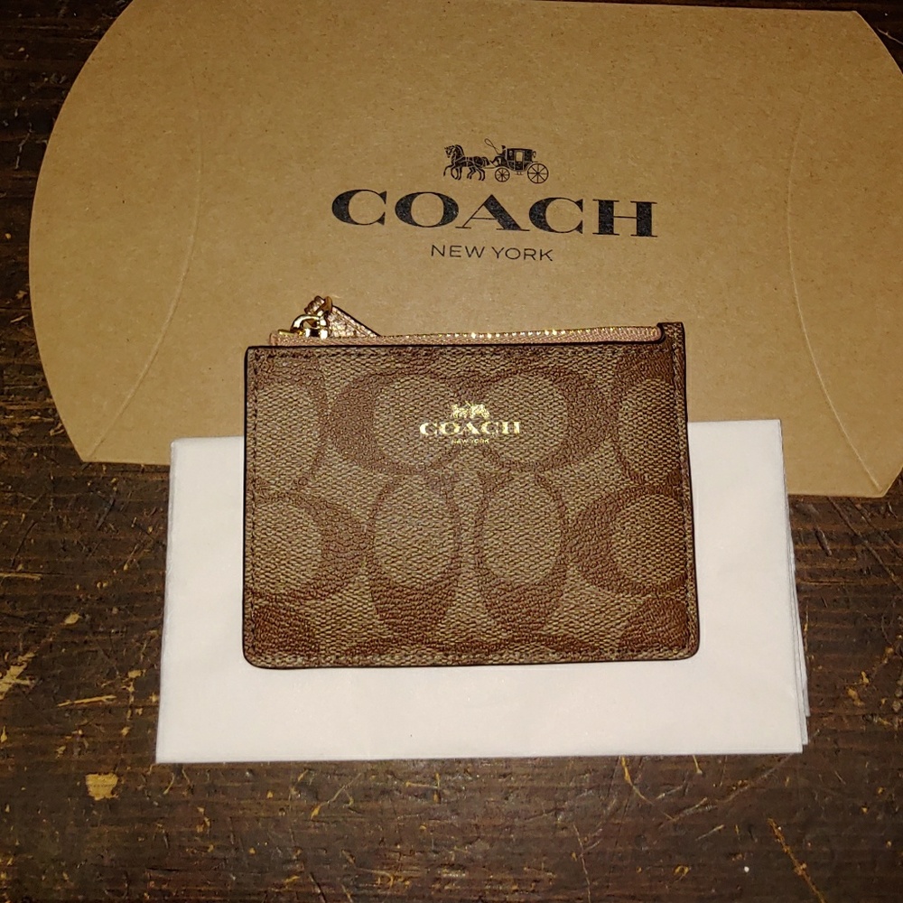 Signature PVC Mini Skinny ID Case in Khaki/Saddle2